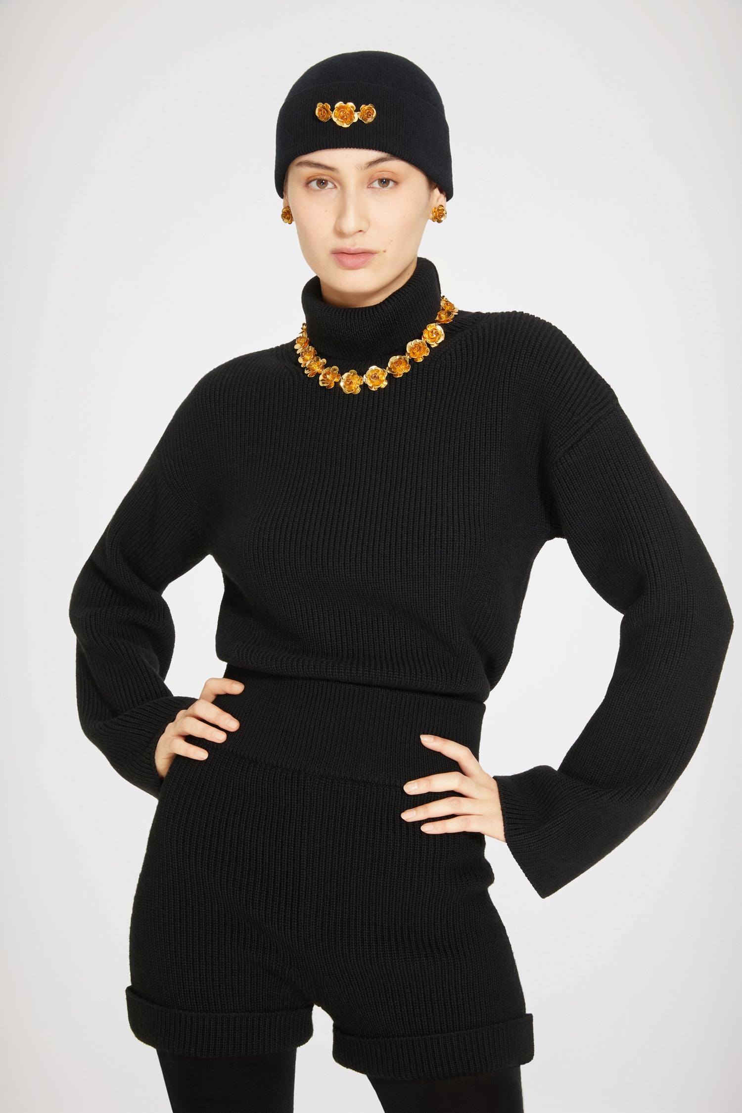 Patou KN093 short Black maille mérinos taille haute