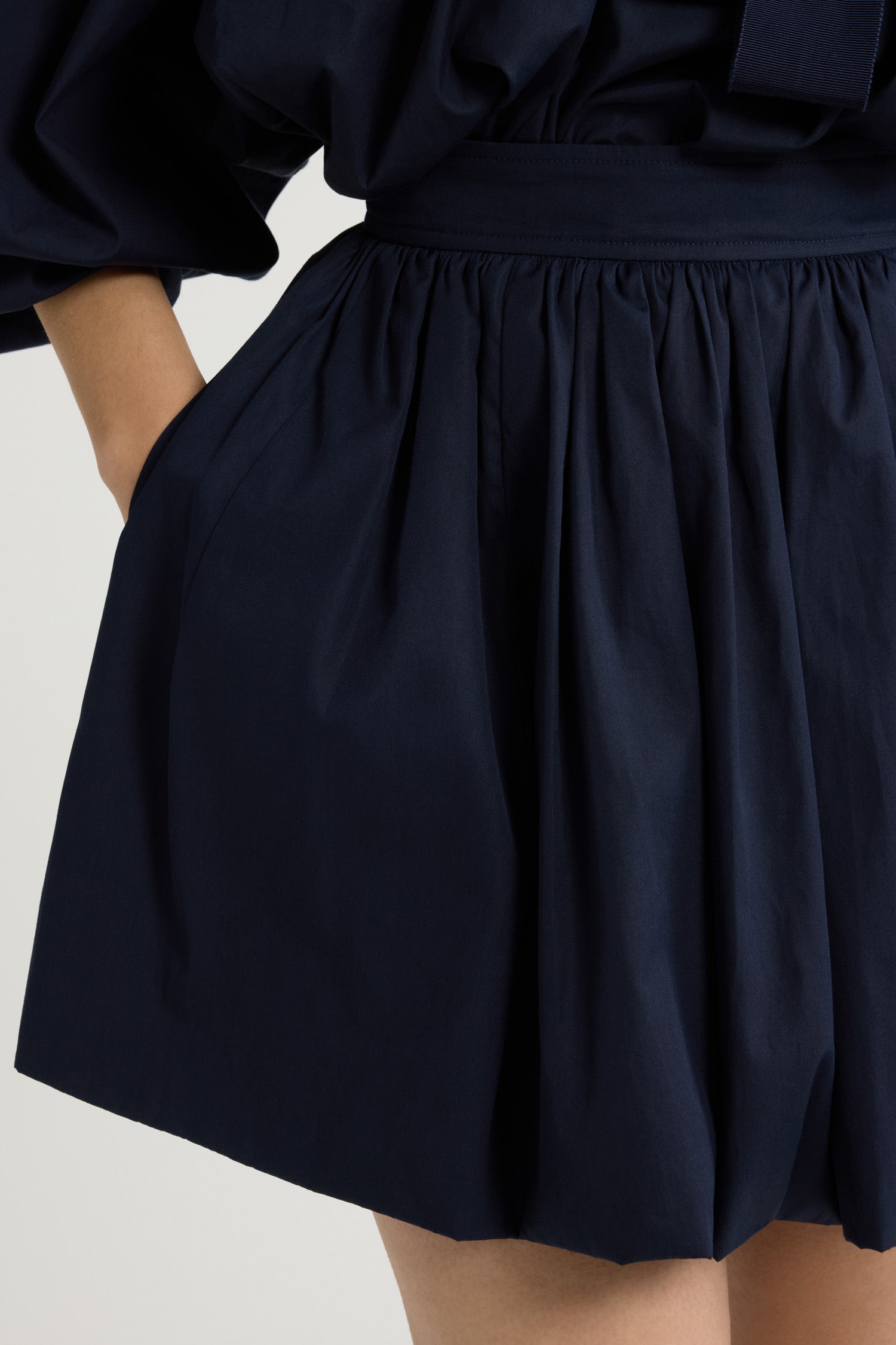 Patou SK043 mini jupe boule bleue popeline coton