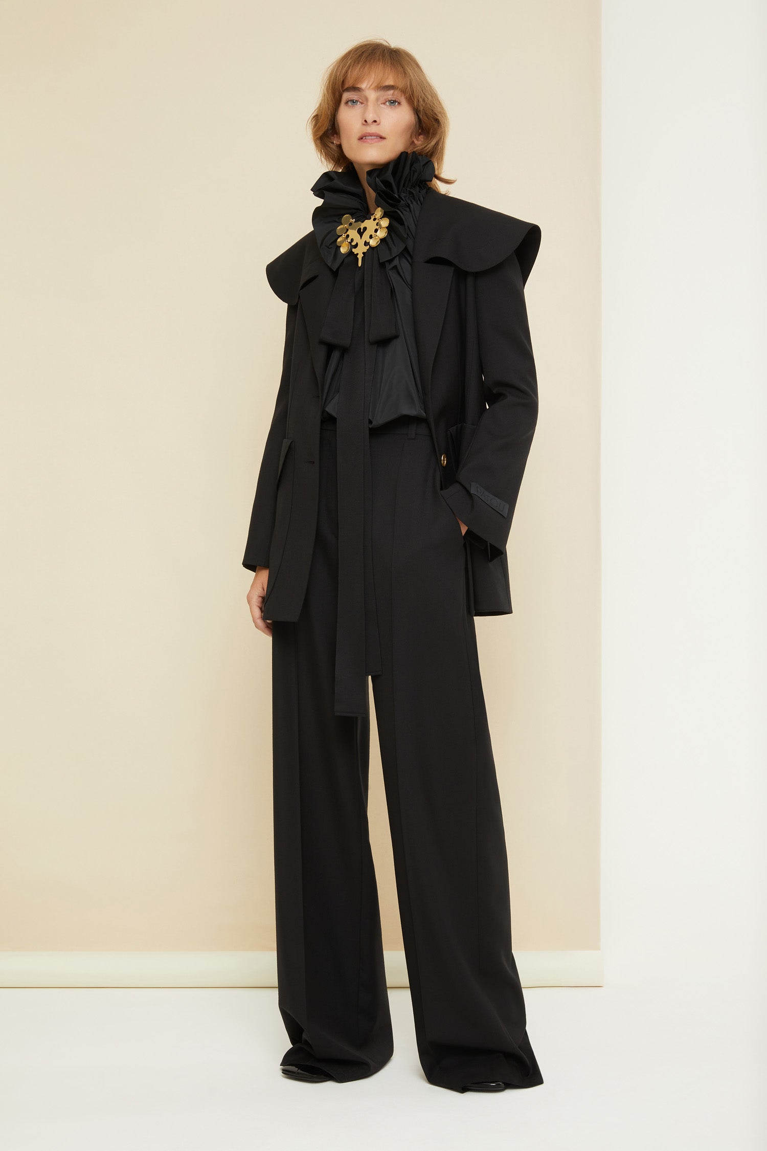 Patou JA016 veste laine sailor noire ceinture