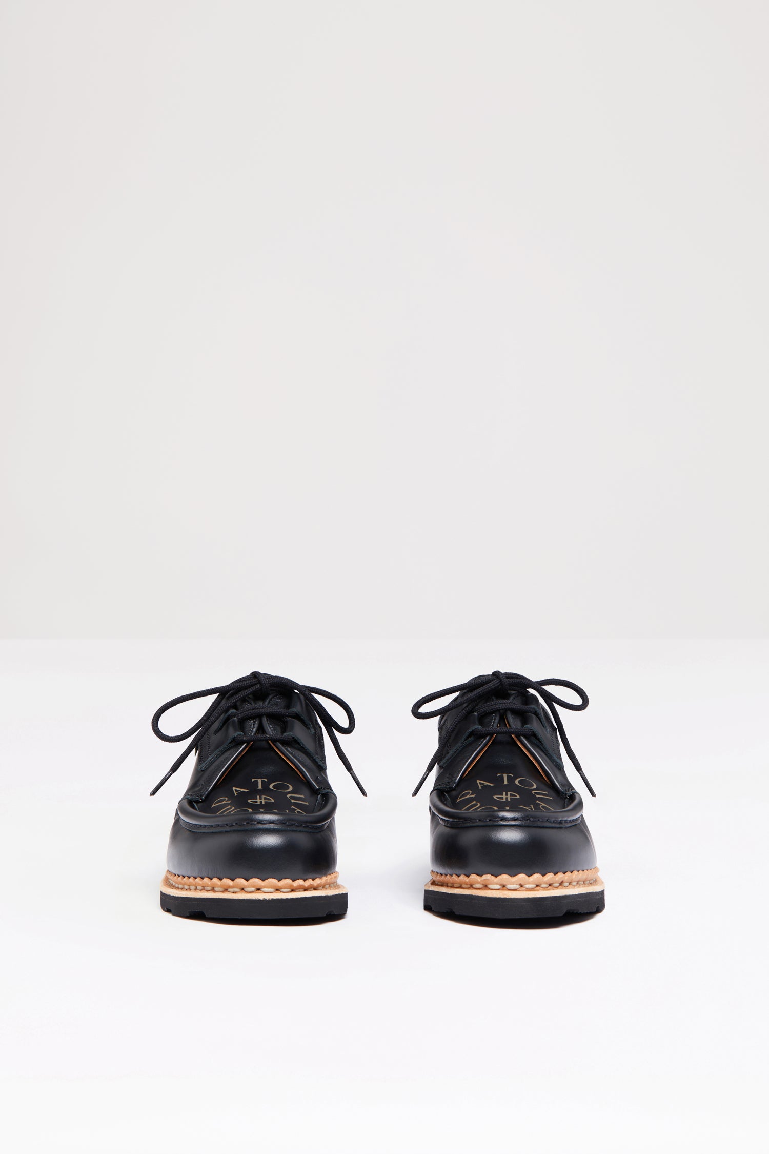 Patou x Paraboot FO011 derbies cuir noir à lacets