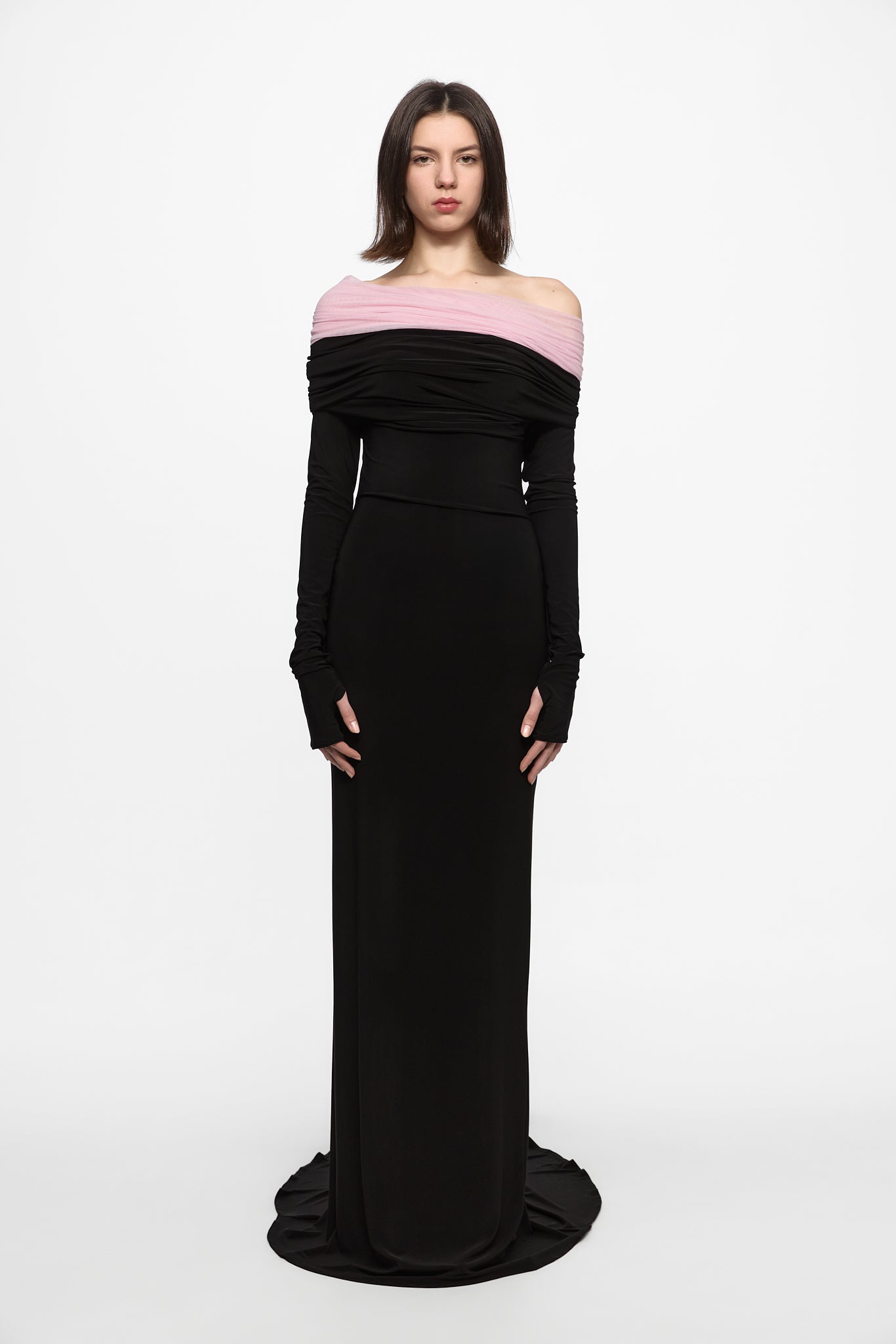 ATU Body Couture Crown robe longue noire tulle rose S