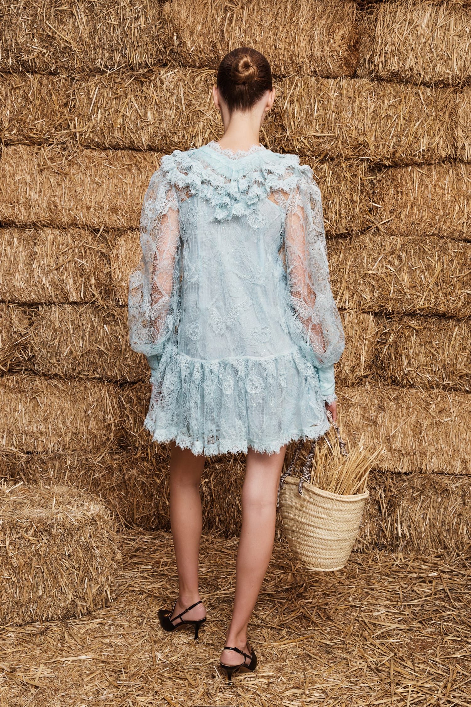 Alemäis Winifred Lace Mini robe mini dentelle volants