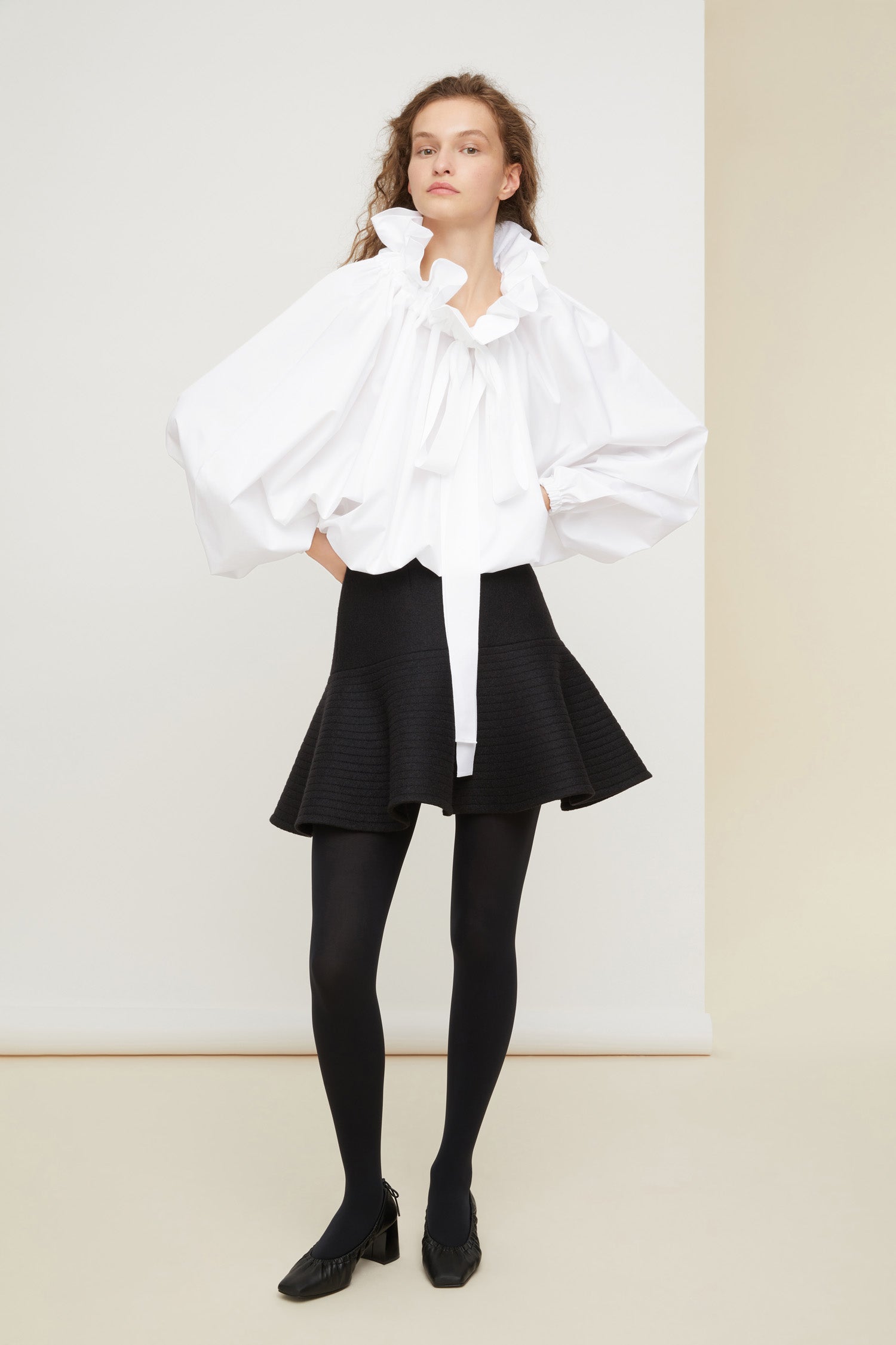 Patou H21SK017 mini jupe noire laine 3D 34-42