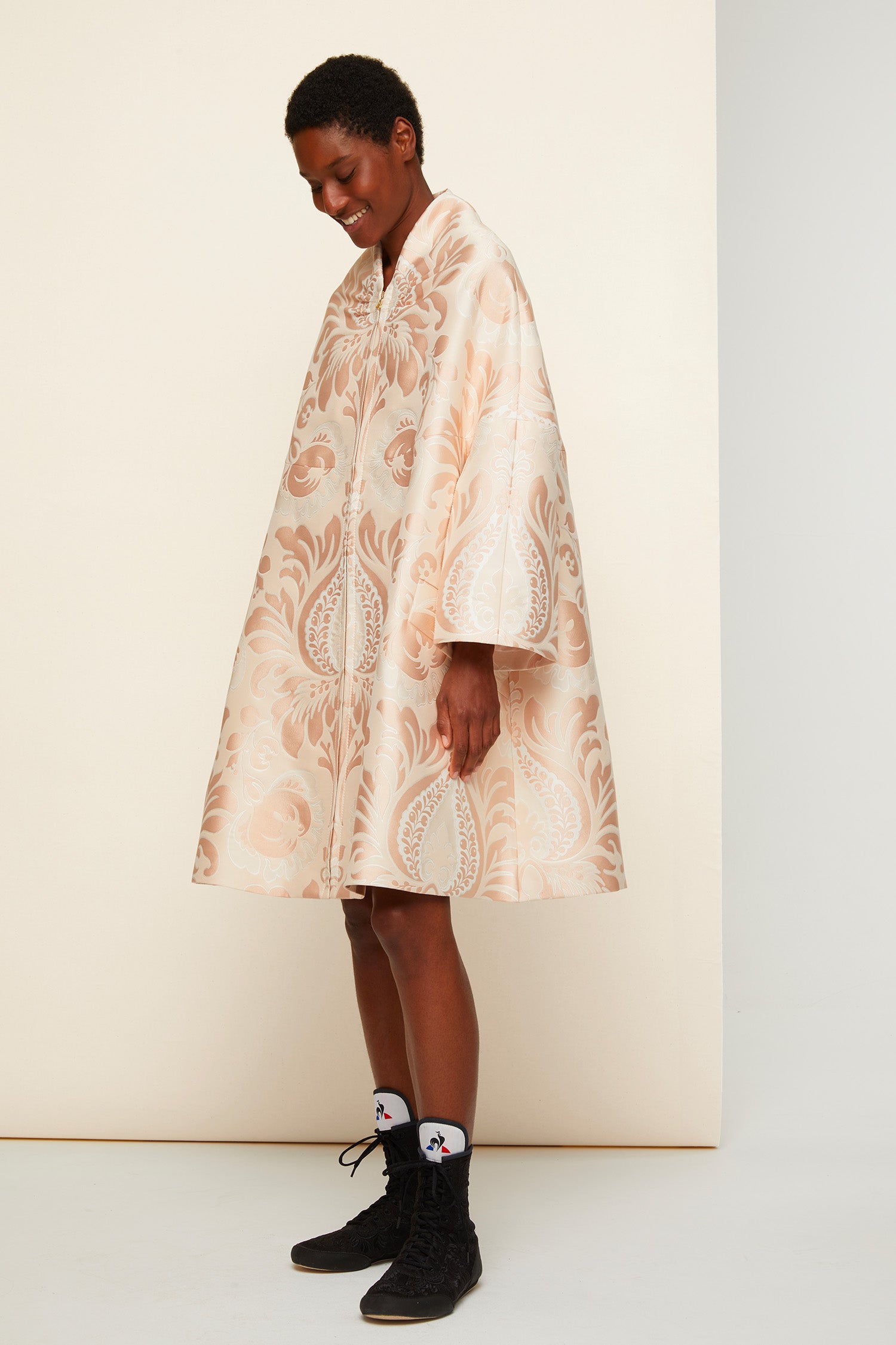 Patou CO003 manteau soie brocart rose oversize floral