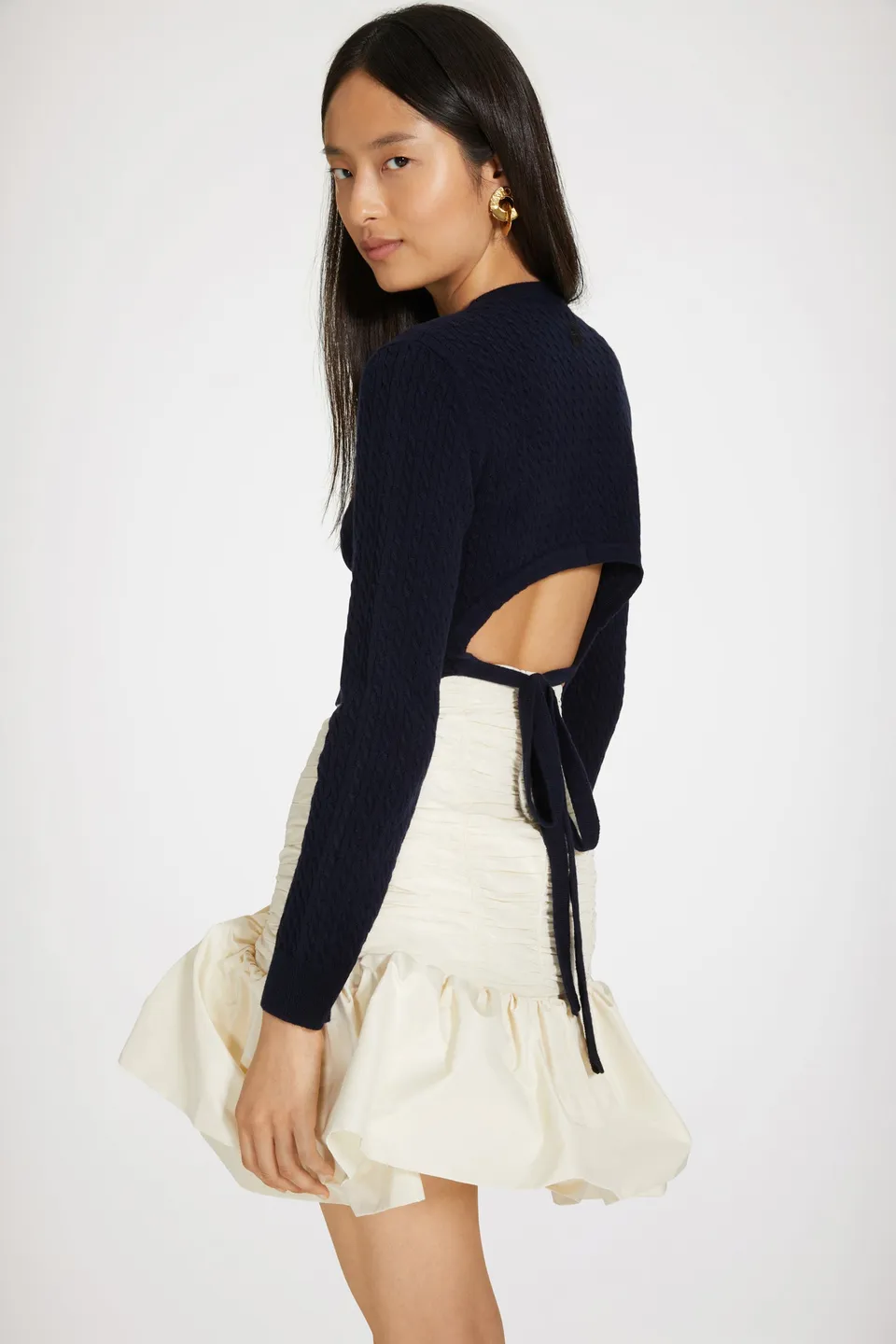 Patou Knitwear KN123 pull laine cachemire noir Eclipse
