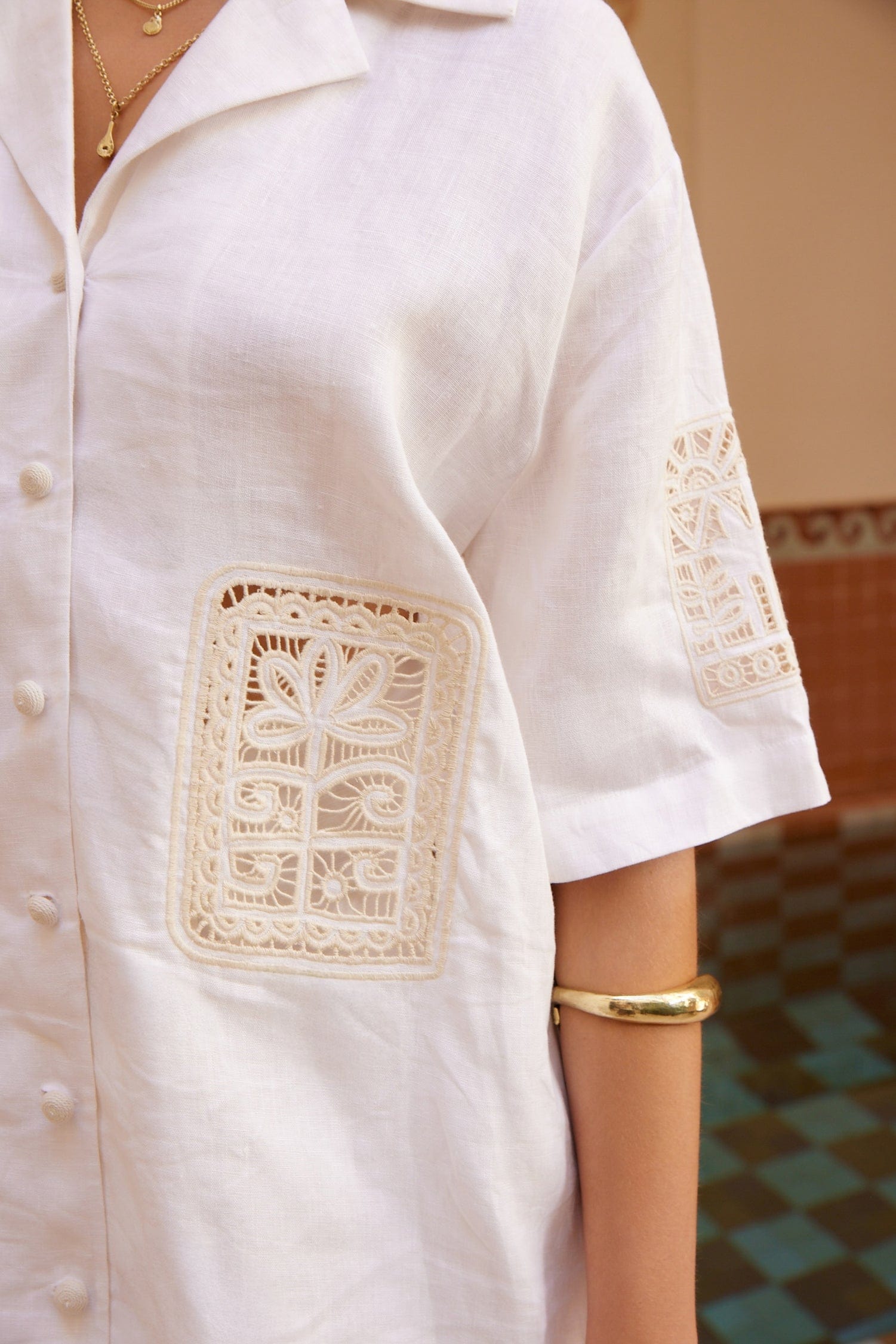 Alemaïs Rosemary Embroidered chemise lin brodée