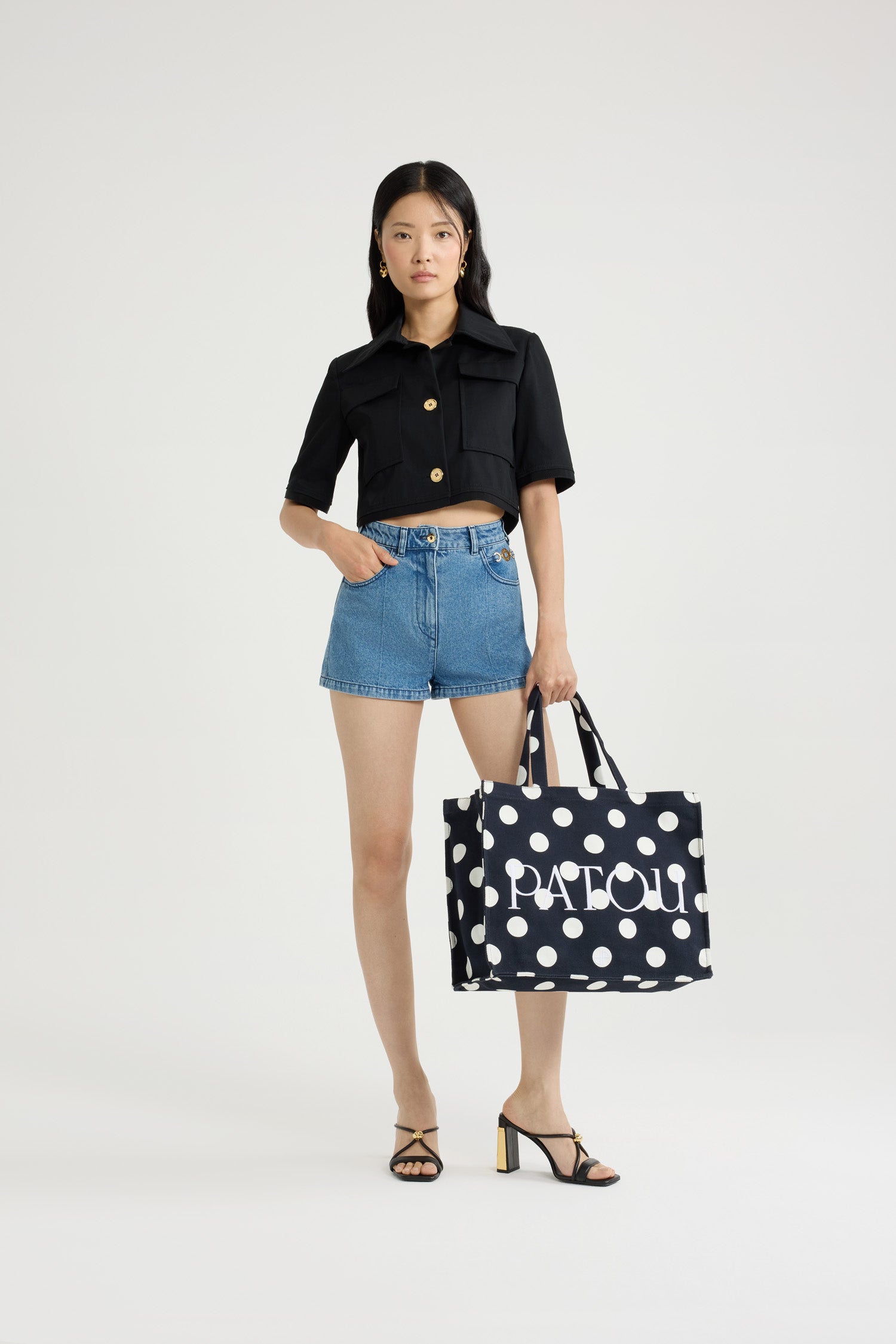 Patou TR035 mini short jean denim bleu taille haute