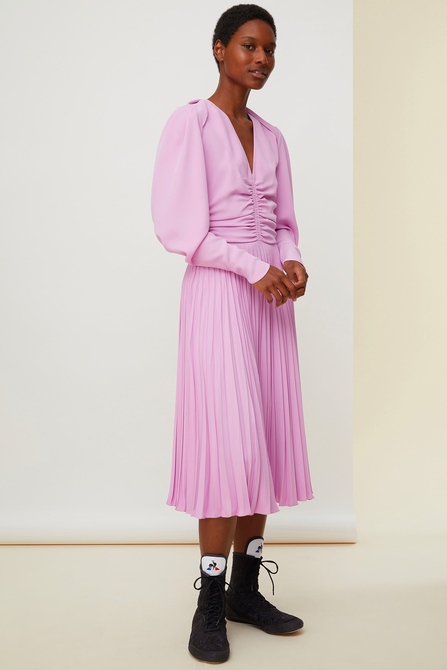 Patou H20DR010 robe midi plissée lilas