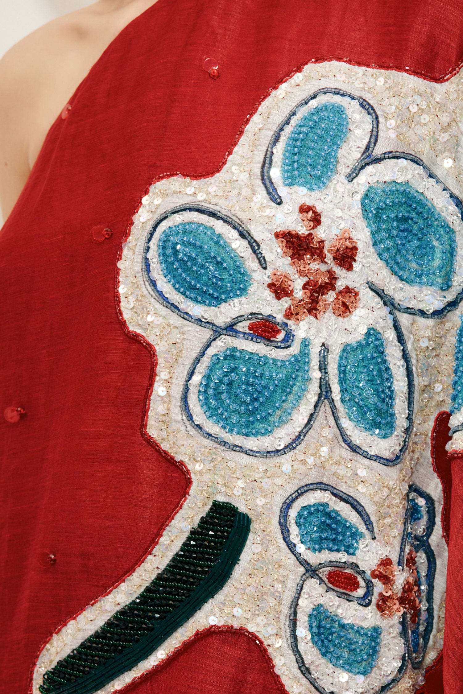 Alemäis Scarlet Embellished robe longue rouge taille 4