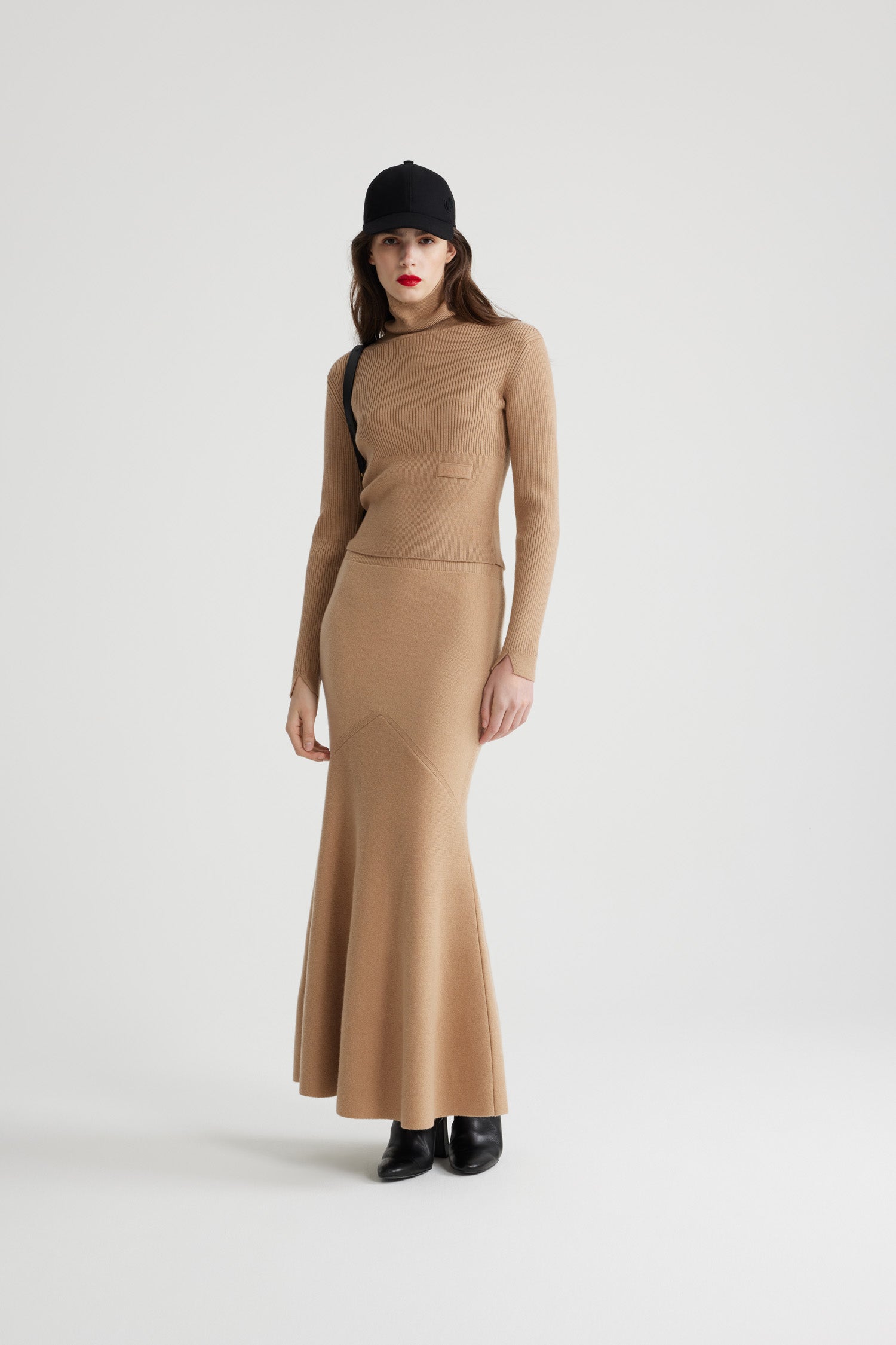 Patou Skirts H24KN215 jupe peplum biscuit laine