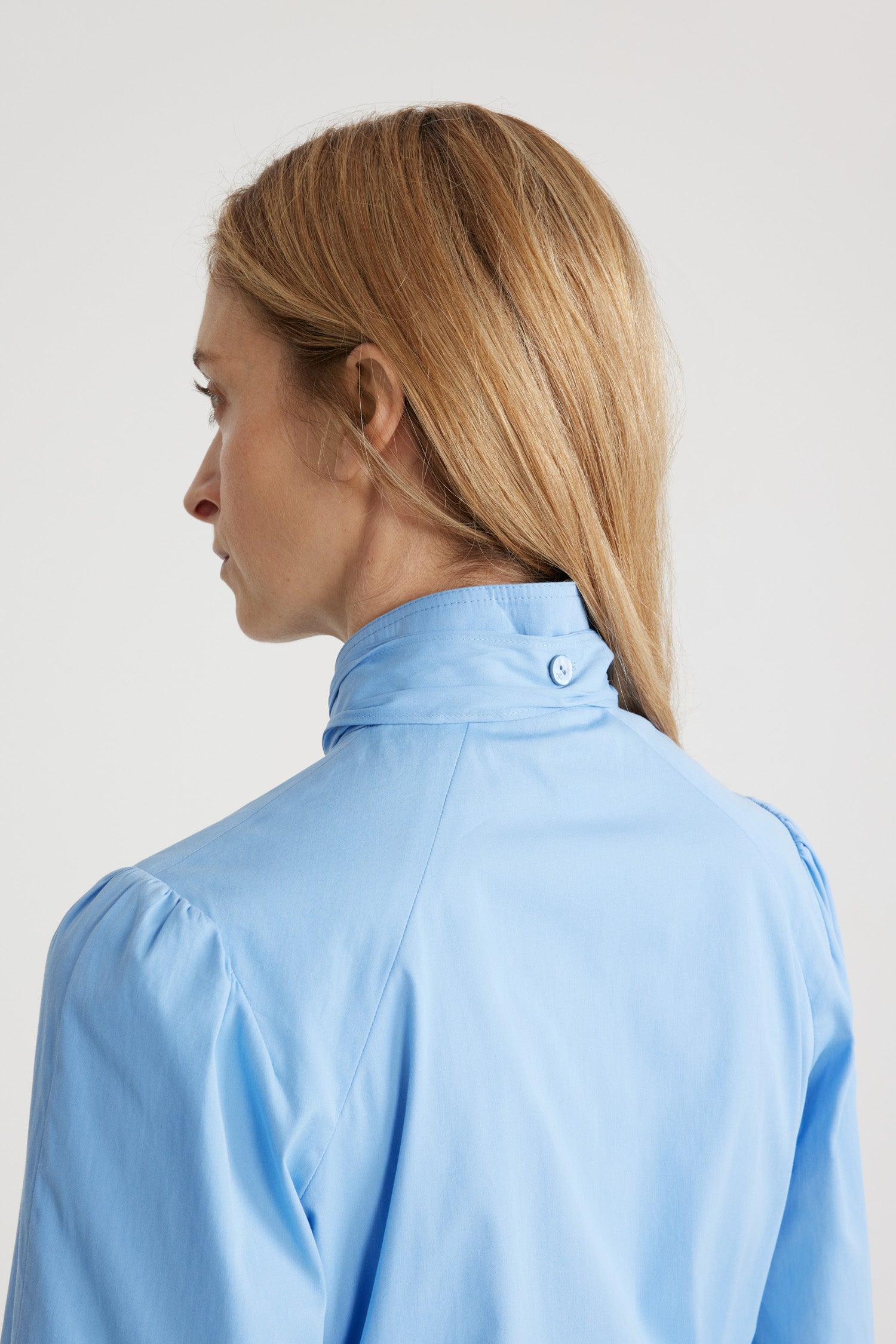 Patou H24BL0340017636B blouse bleu coton lavallière