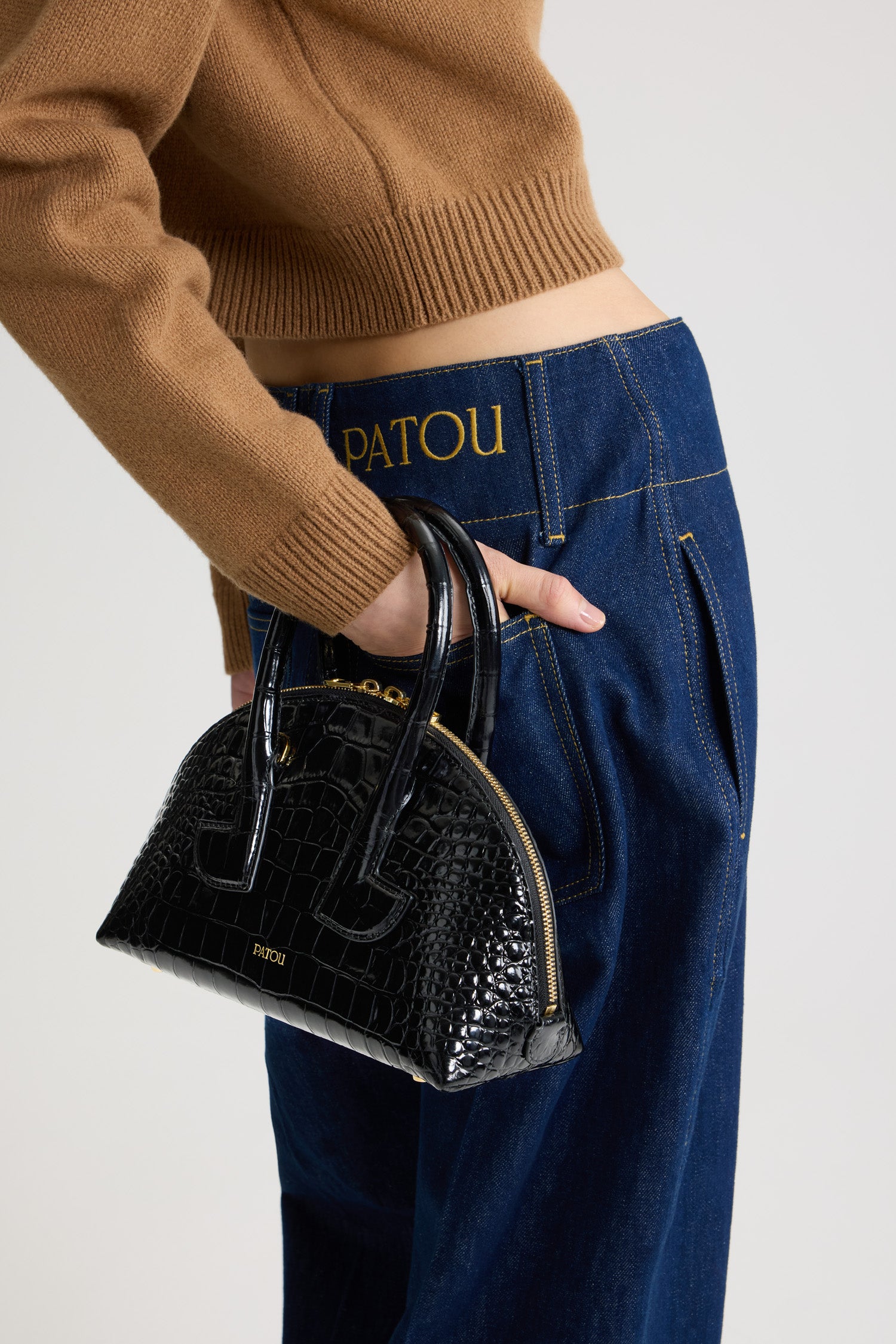 Patou Bags H25BA0195044999B sac bowling cuir croco noir TU